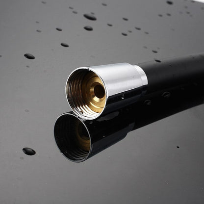 Manguera negra premium gratuita (1,5 m)